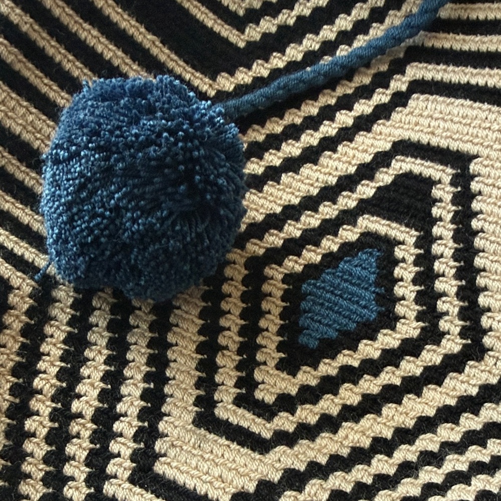 Stylish Tan, Black, and Blue Women's Woven Bag - Picture 3 of 8